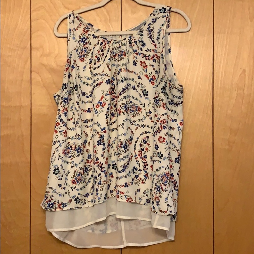 Danielrainn Sleeveless Blouse